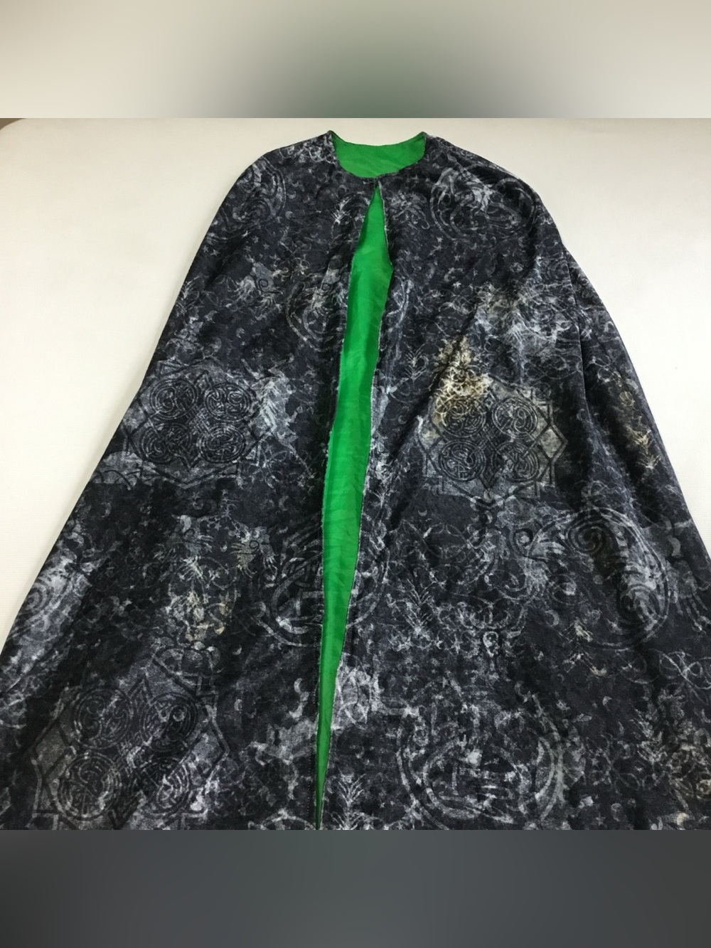 Harry Potter Invisibility Cloak (Adult) 54 Inches - K723